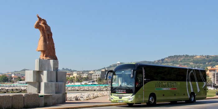Magelys Iveco Meridiana Bus